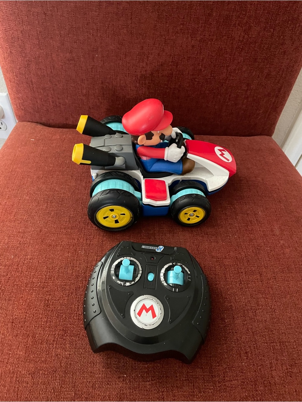 Super Mario Remote Control Red Kart - Nintendo Licensed RC Toy works